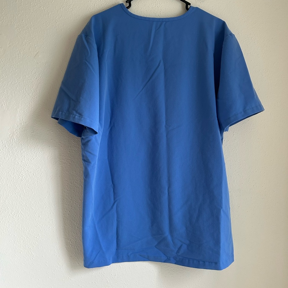 FIGS Men’s Ceil Blue Leon Three Pocket Scrub Top XL - Picture 6 of 6